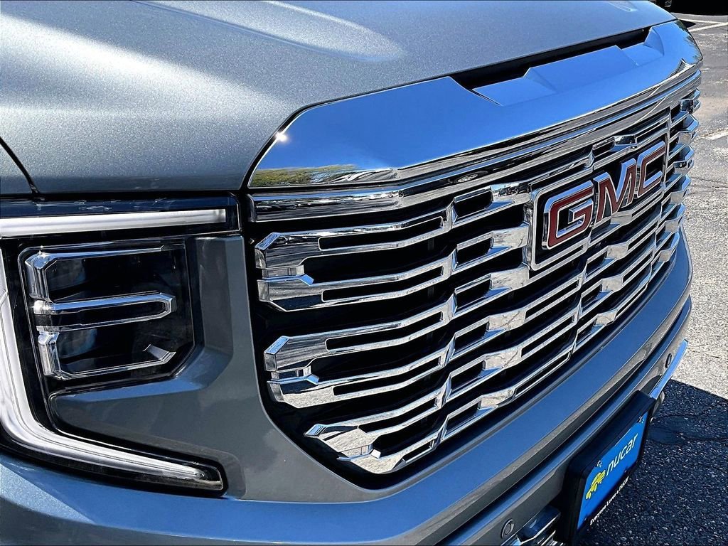 Used 2023 GMC Sierra 1500 Denali w/ Denali Reserve Package AWD/4WD image 32