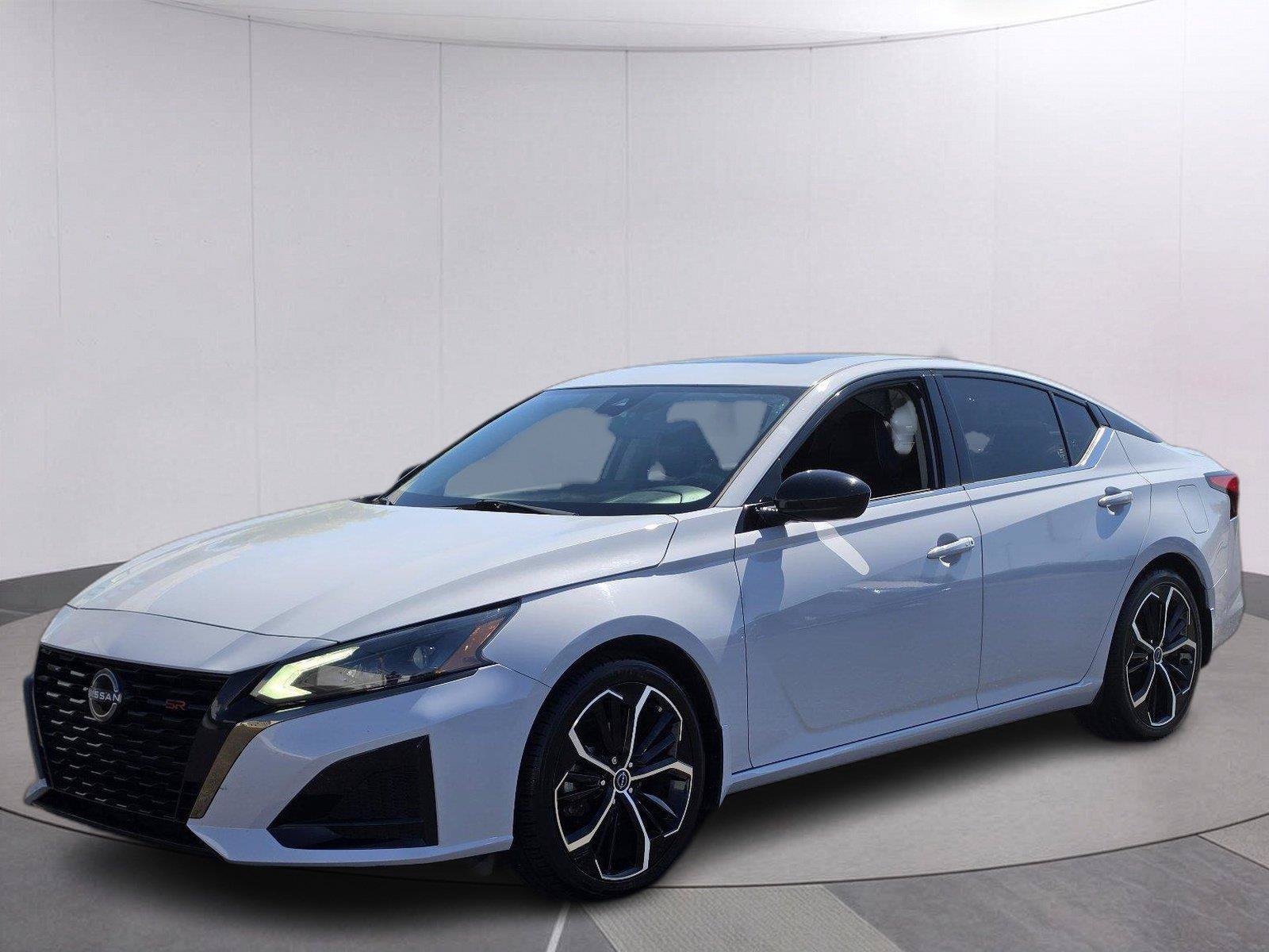 Used 2023 Nissan Altima 2.5 SR w/ SR Premium Package