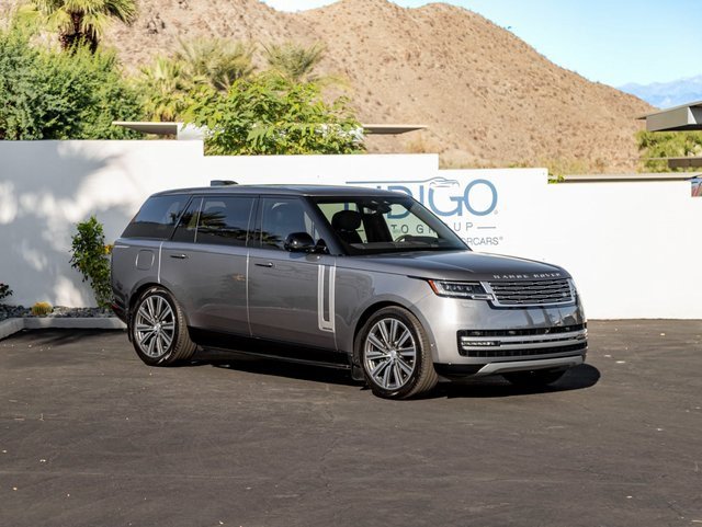Used 2025 Land Rover Range Rover Long Wheelbase Autobiography image 4