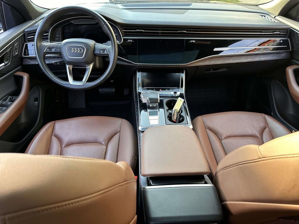 Used 2021 Audi Q8 Prestige AWD/4WD image 19