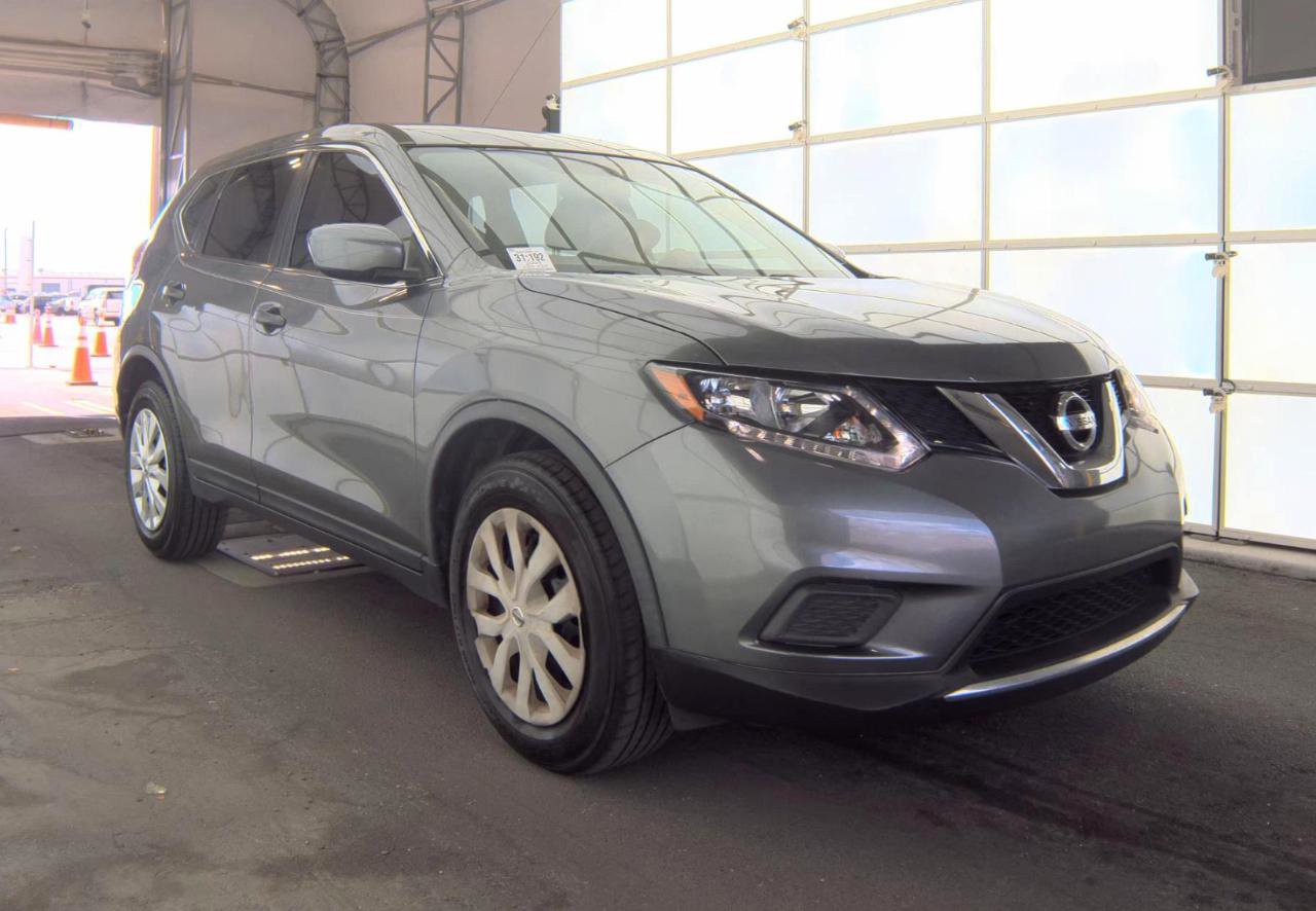 Used 2016 Nissan Rogue S image 4