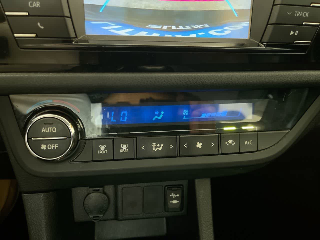 Used 2014 Toyota Corolla S FWD image 18