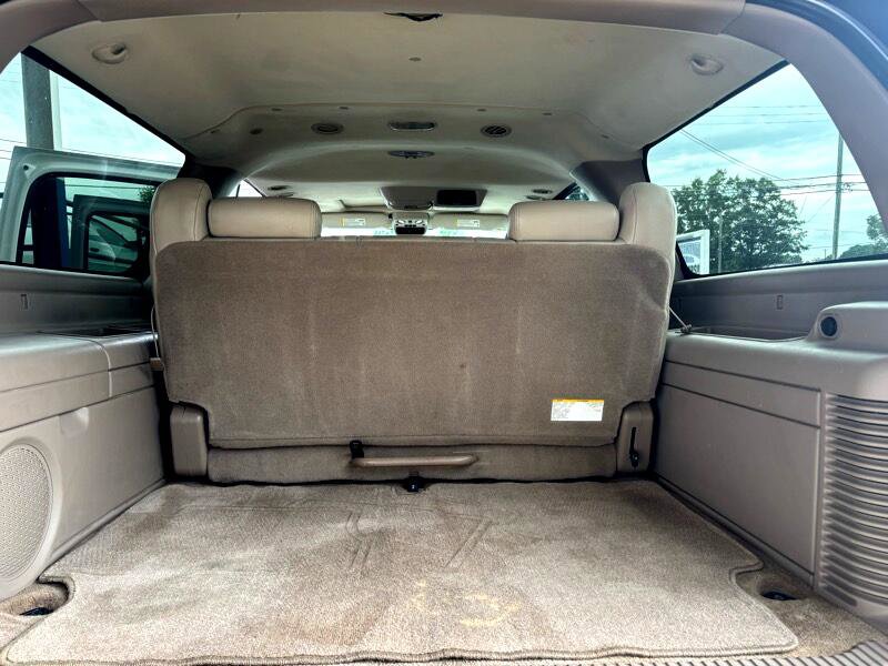 Used 2006 Chevrolet Suburban Z71 w/ Z71 Preferred Equipment Group image 29