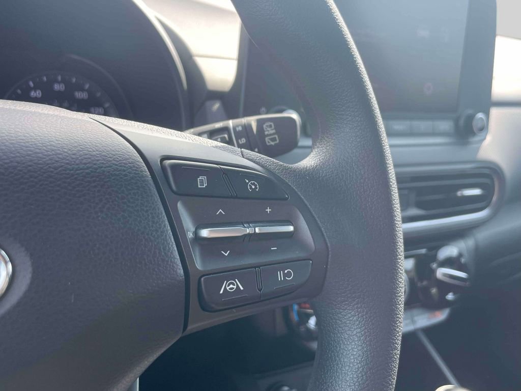 Used 2023 Hyundai Kona SEL image 22
