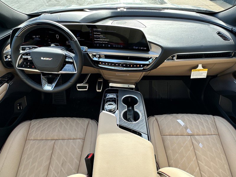 New 2026 Cadillac Lyriq V image 10