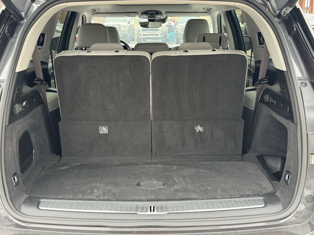 Used 2021 Jeep Grand Cherokee L Overland RWD image 31