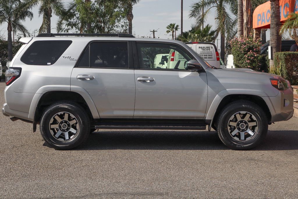 Used 2022 Toyota 4Runner TRD Off-Road Premium AWD/4WD image 10