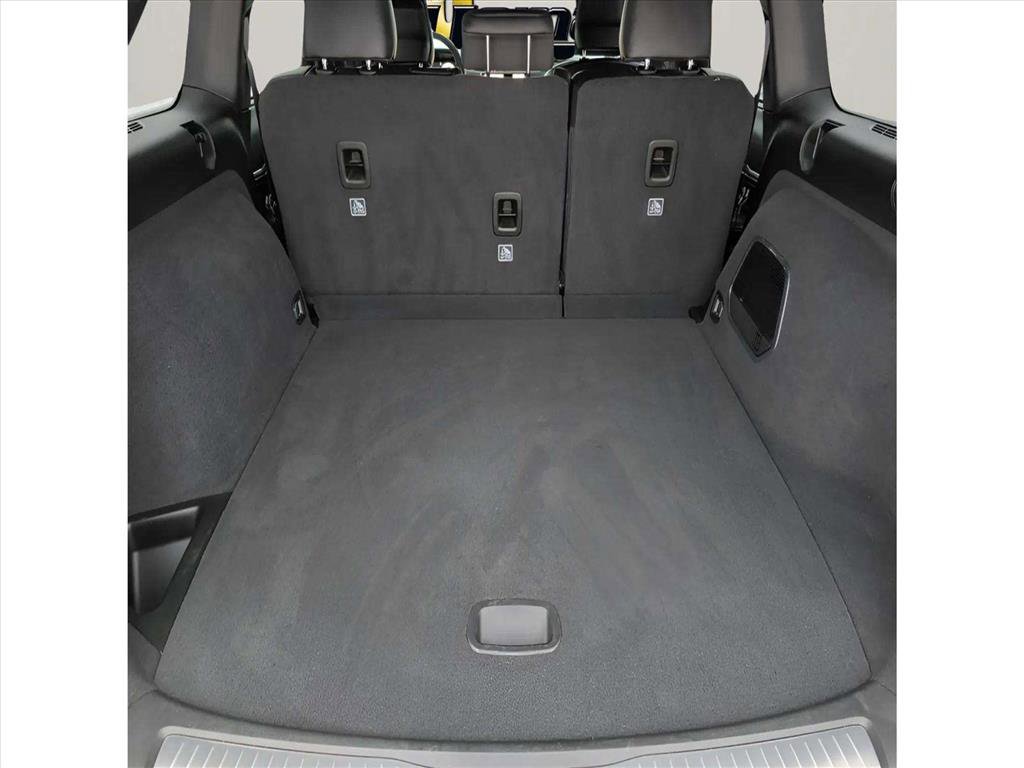 Used 2023 Jeep Grand Cherokee Overland w/ Luxury Tech Group IV image 17