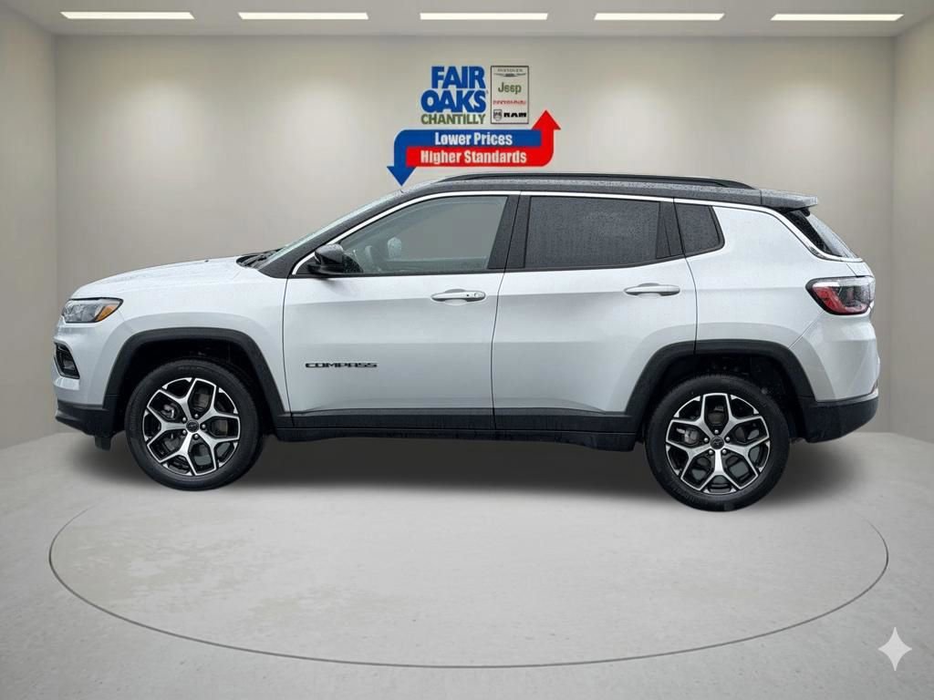 Certified 2025 Jeep Compass Limited AWD/4WD image 11