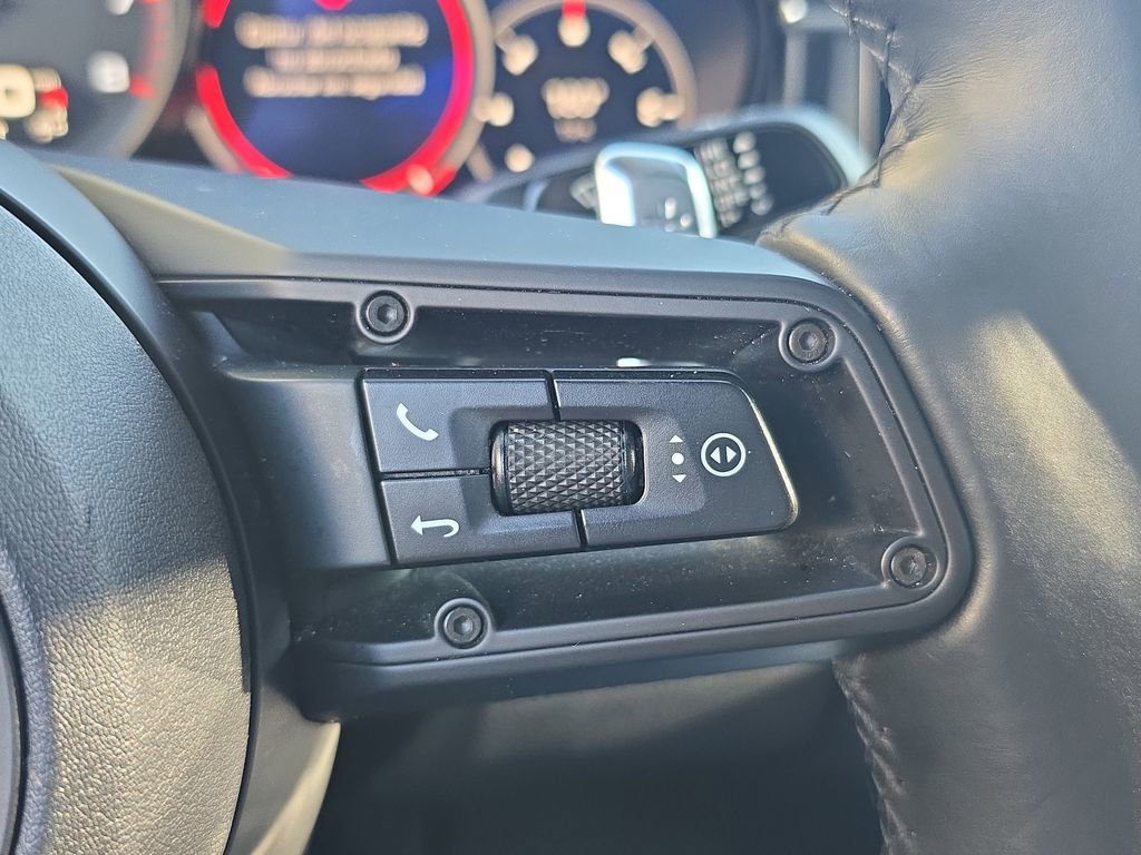Used 2023 Porsche Panamera Platinum Edition image 28