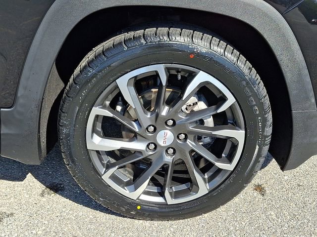 Used 2024 GMC Terrain SLT w/ Infotainment Package II image 8