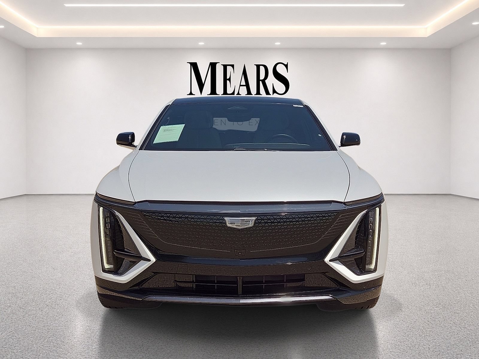Used 2024 Cadillac Lyriq Sport AWD/4WD image 8