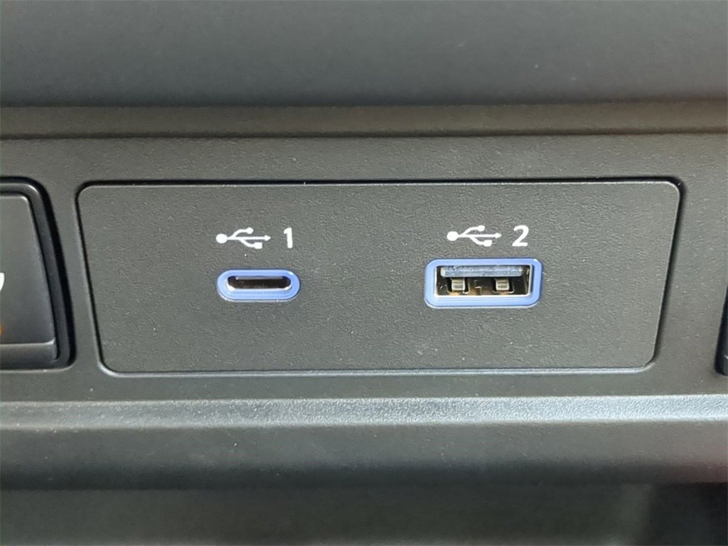 Used 2025 Nissan Frontier PRO-4X w/ Pro Premium Package image 24