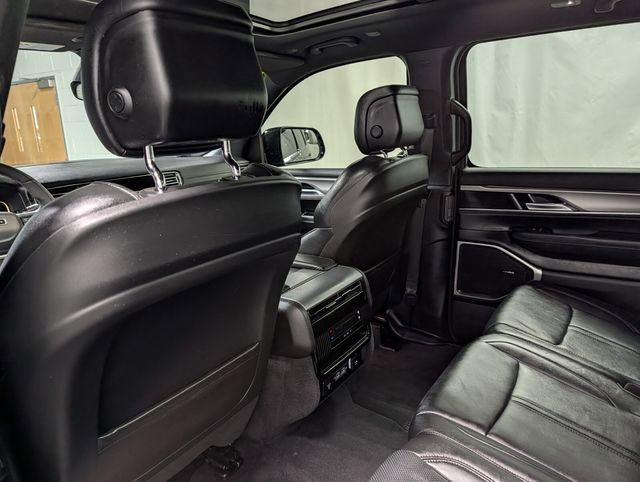 Used 2023 Jeep Wagoneer Series II image 14
