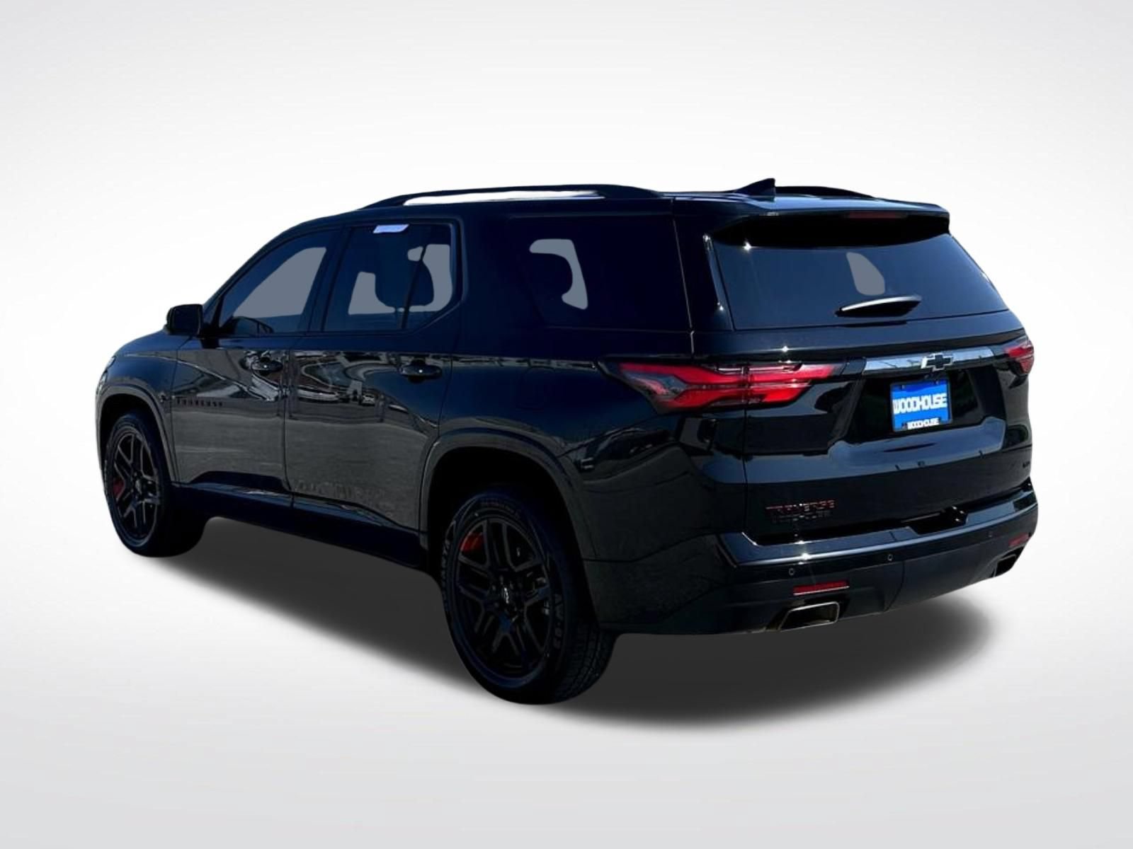 Certified 2023 Chevrolet Traverse Premier w/ Redline Edition AWD/4WD image 8