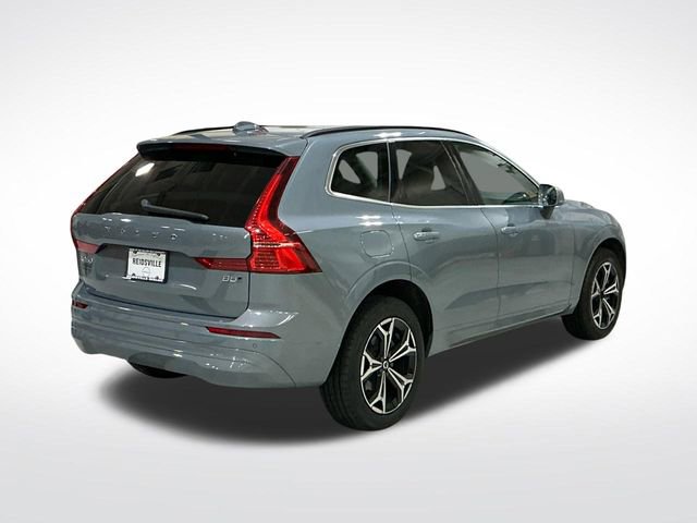 Used 2022 Volvo XC60 B5 Momentum w/ Climate Package image 6