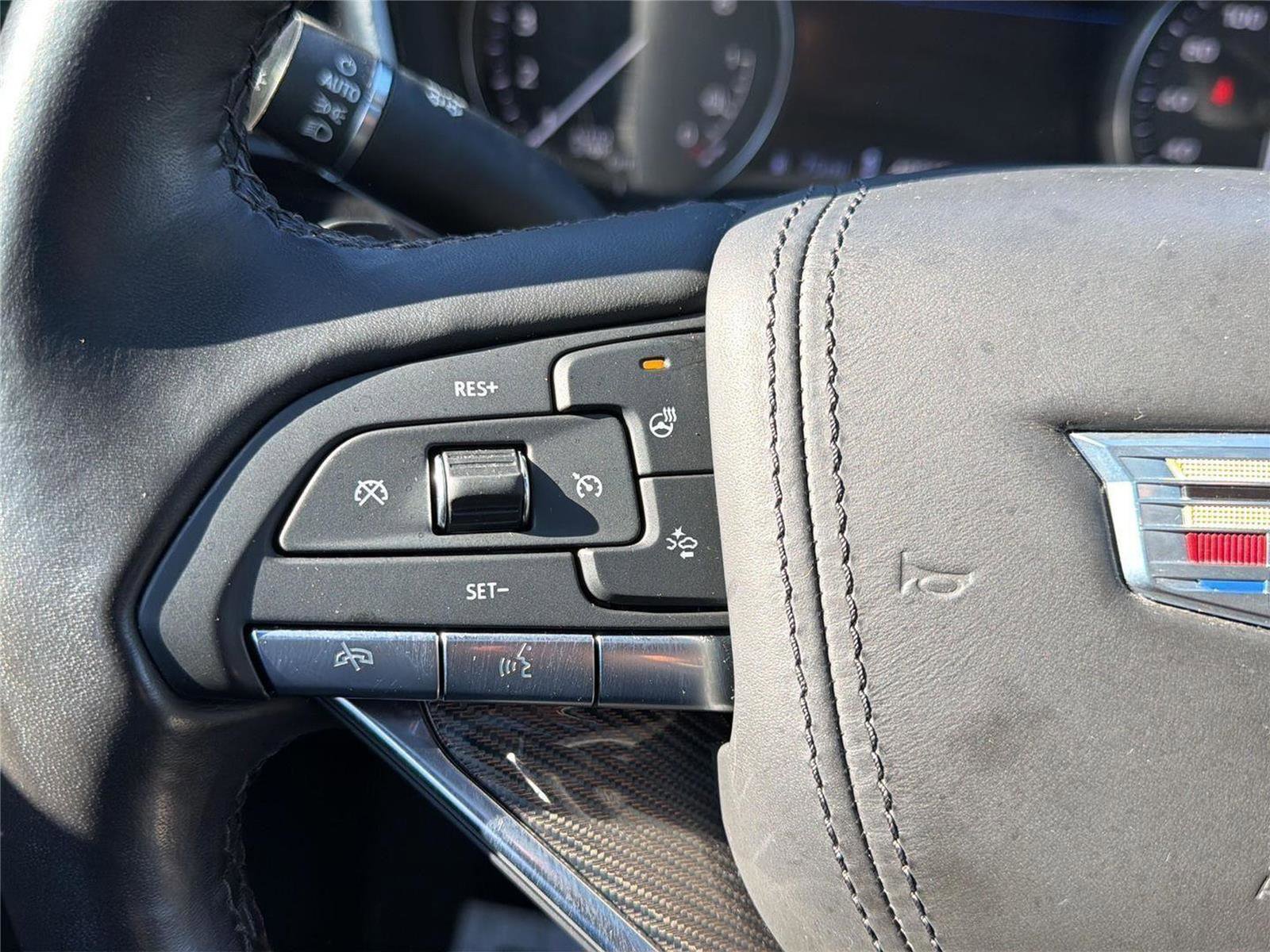 Used 2023 Cadillac XT6 Premium Luxury w/ Platinum Package image 23