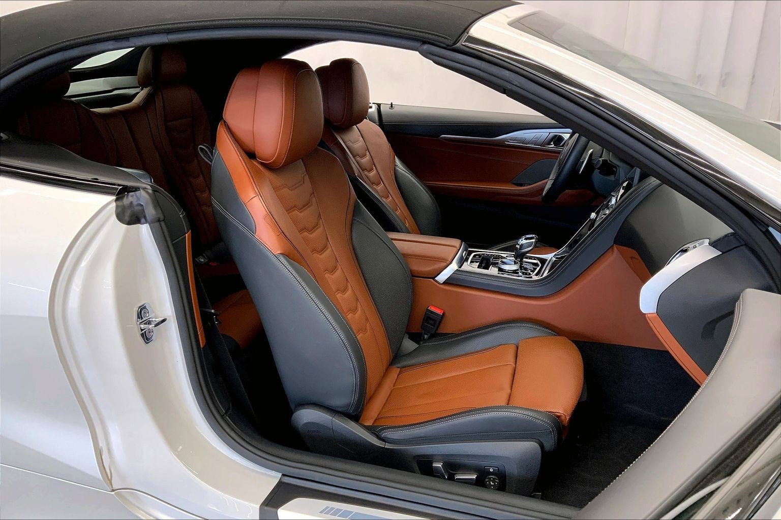 Certified 2023 BMW 840i xDrive Convertible w/ M Sport Professional Package AWD/4WD image 17