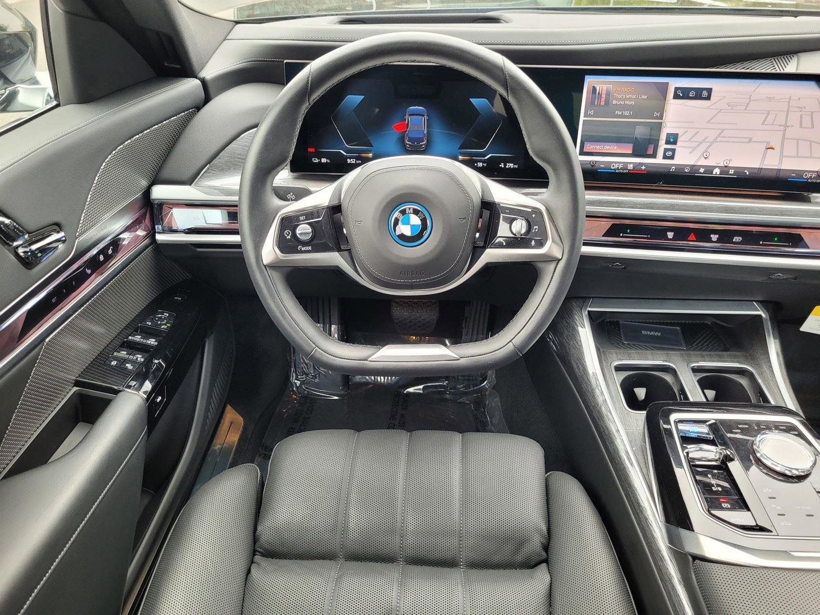 Used 2024 BMW i7 eDrive50 w/ Executive Package image 21