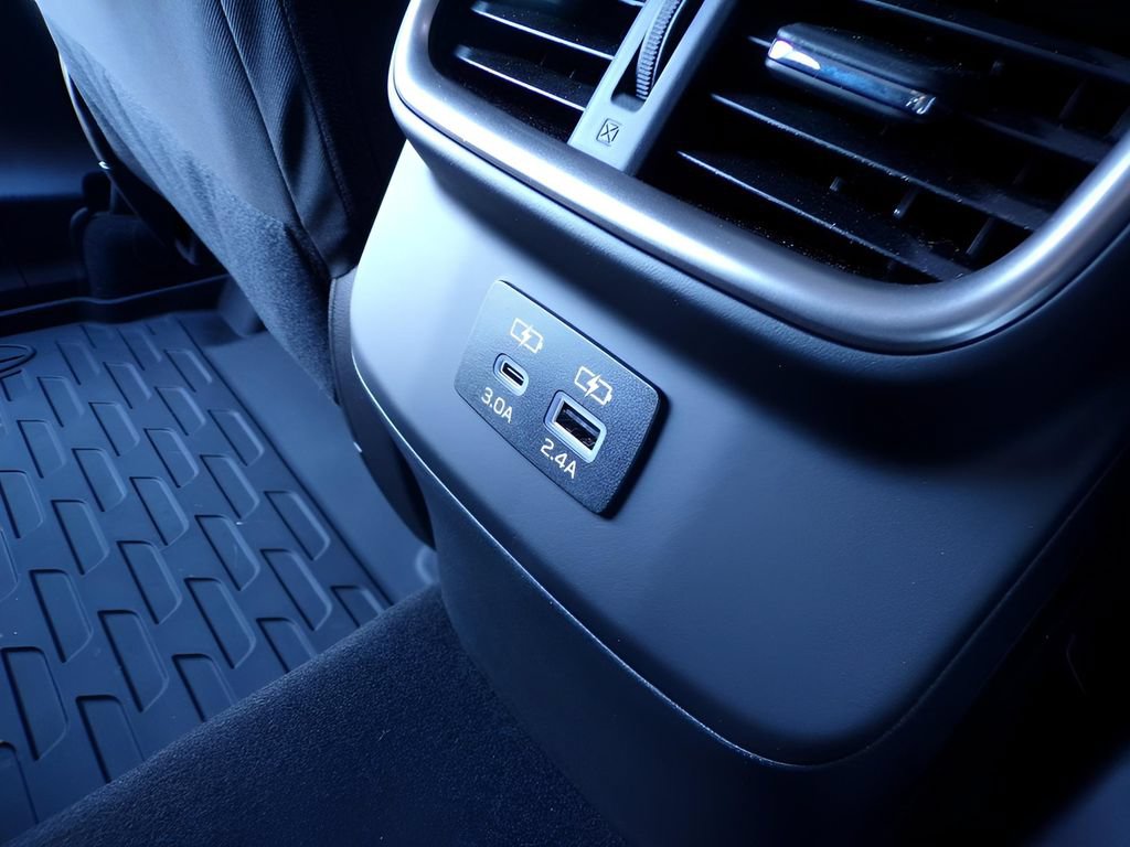 Certified 2025 Subaru Outback Premium AWD/4WD image 18