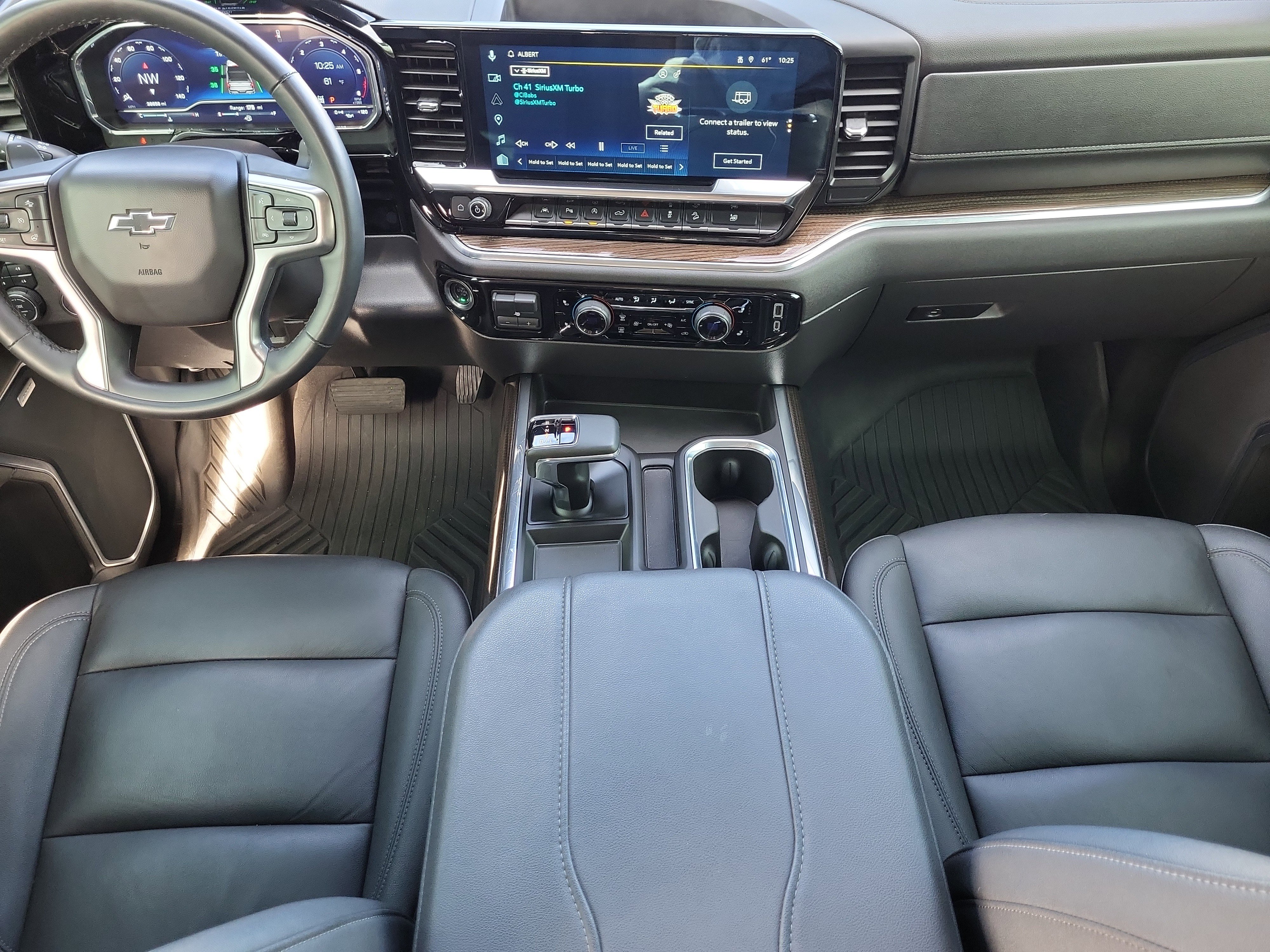 Used 2025 Chevrolet Silverado 1500 LT Trail Boss w/ LT Trail Boss Premium Package image 16