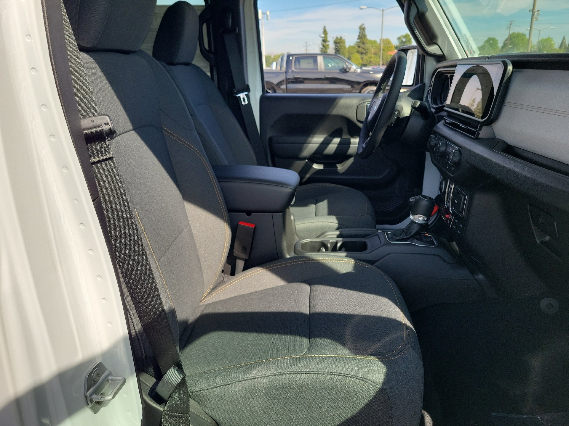 New 2026 Jeep Gladiator Sport AWD/4WD image 14