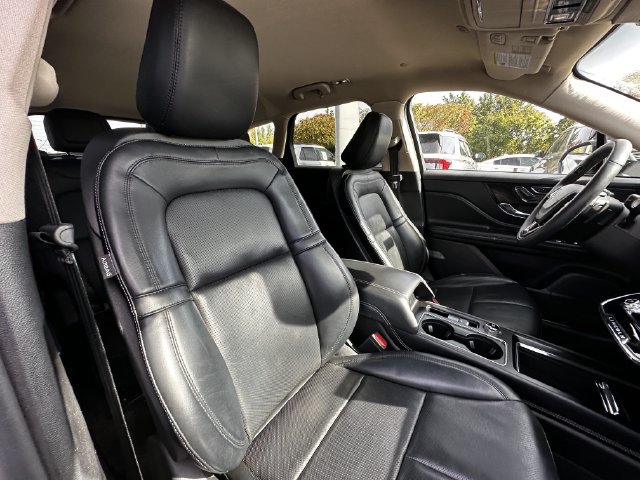 Certified 2024 Lincoln Corsair AWD w/ Equipment Group 101A image 35