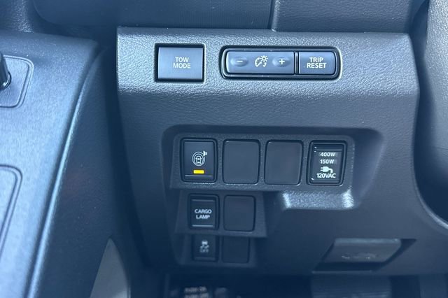 Used 2023 Nissan Frontier SV w/ SV Convenience Package image 40