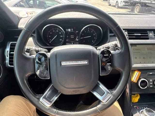Used 2020 Land Rover Discovery SE AWD/4WD image 12