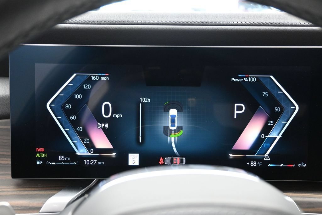 Used 2025 BMW 740i xDrive AWD/4WD image 36