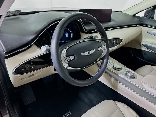 Used 2023 Genesis GV70 2.5T w/ Select Package image 10