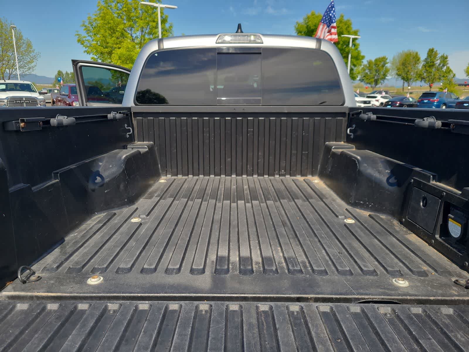 Used 2021 Toyota Tacoma TRD Off-Road AWD/4WD image 27