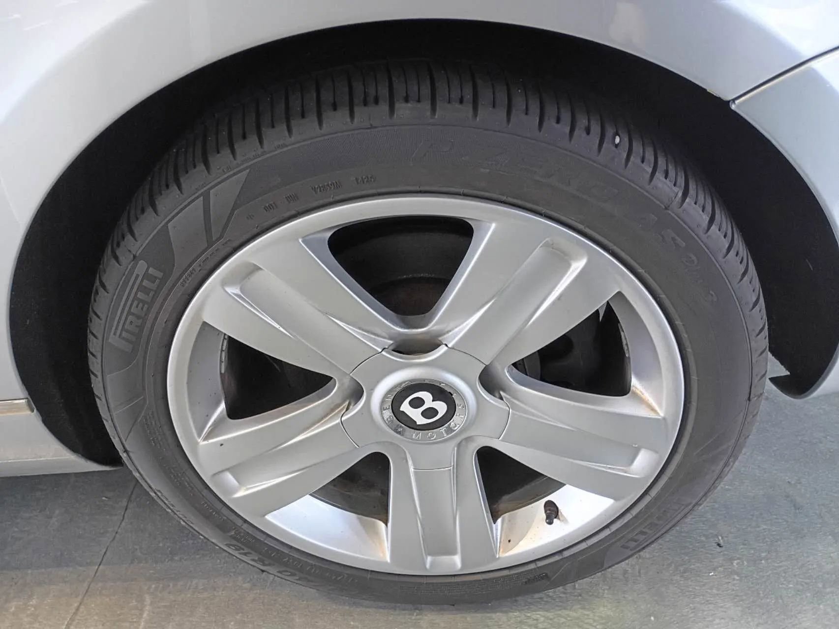 Used 2009 Bentley Flying Spur Flying Spur image 31