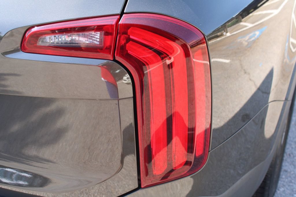 Used 2022 Kia Telluride EX FWD image 12