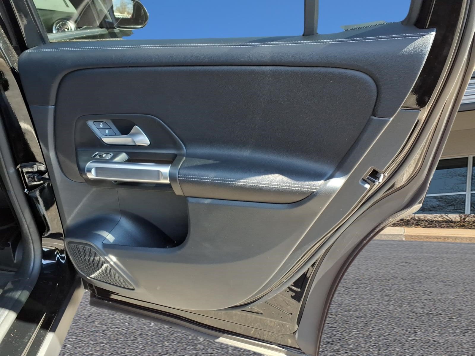 Certified 2022 Mercedes-Benz GLB 250 4MATIC image 12