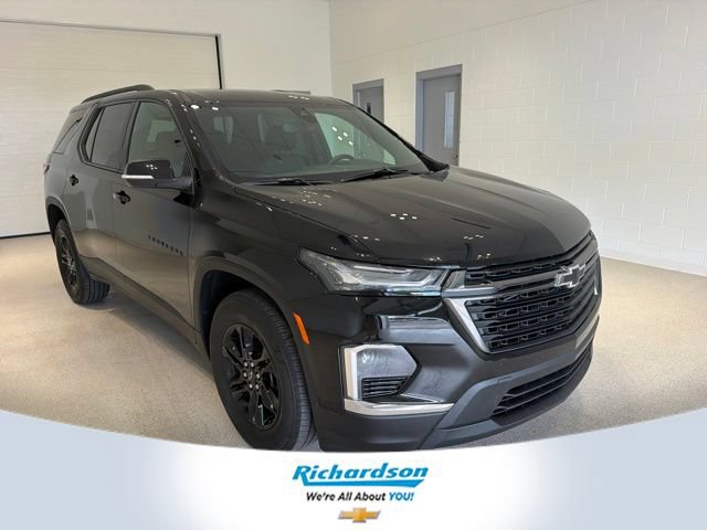 Used 2023 Chevrolet Traverse LT