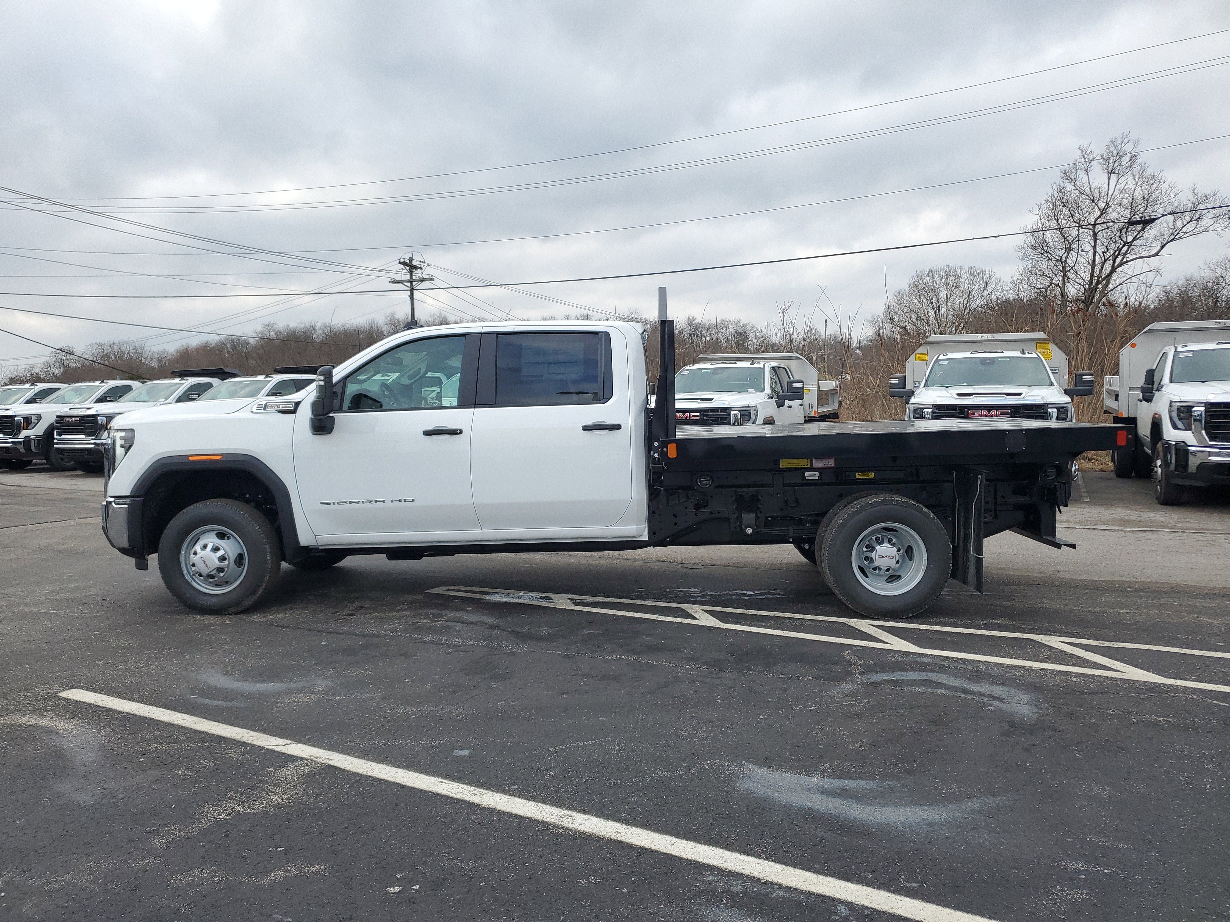 New 2025 GMC Sierra 3500 Pro w/ Convenience Package AWD/4WD image 8