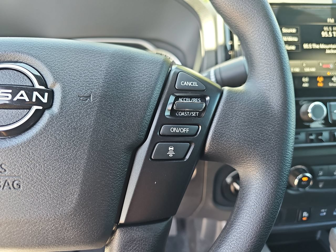 New 2026 Nissan Frontier SV w/ SV Convenience Package AWD/4WD image 17