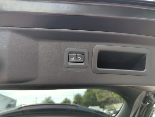 Used 2025 MAZDA CX-50 AWD 2.5 S w/ Premium Plus Pkg image 31