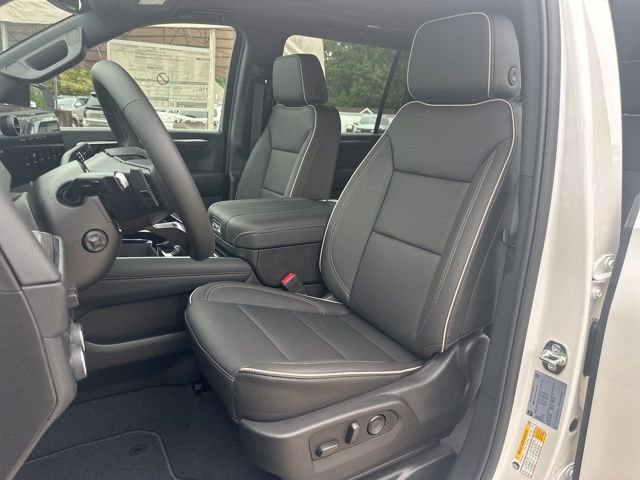 New 2025 Chevrolet Suburban Premier w/ Sun And Tow Package image 9