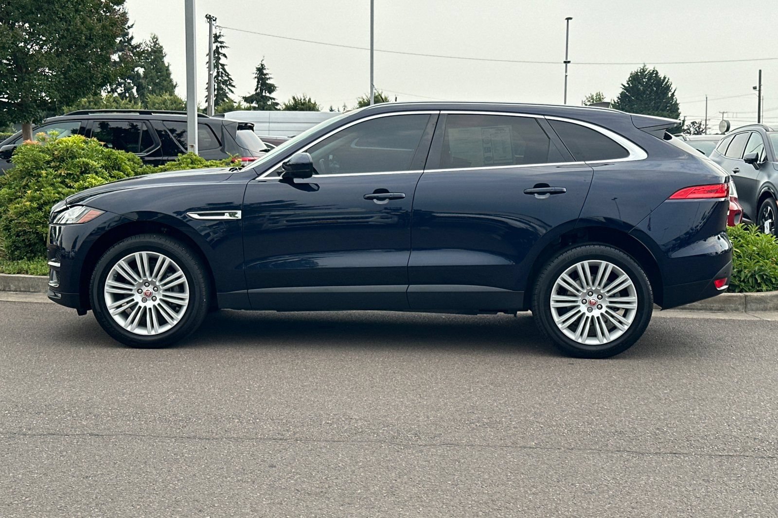 Used 2020 Jaguar F-PACE Portfolio AWD/4WD image 7