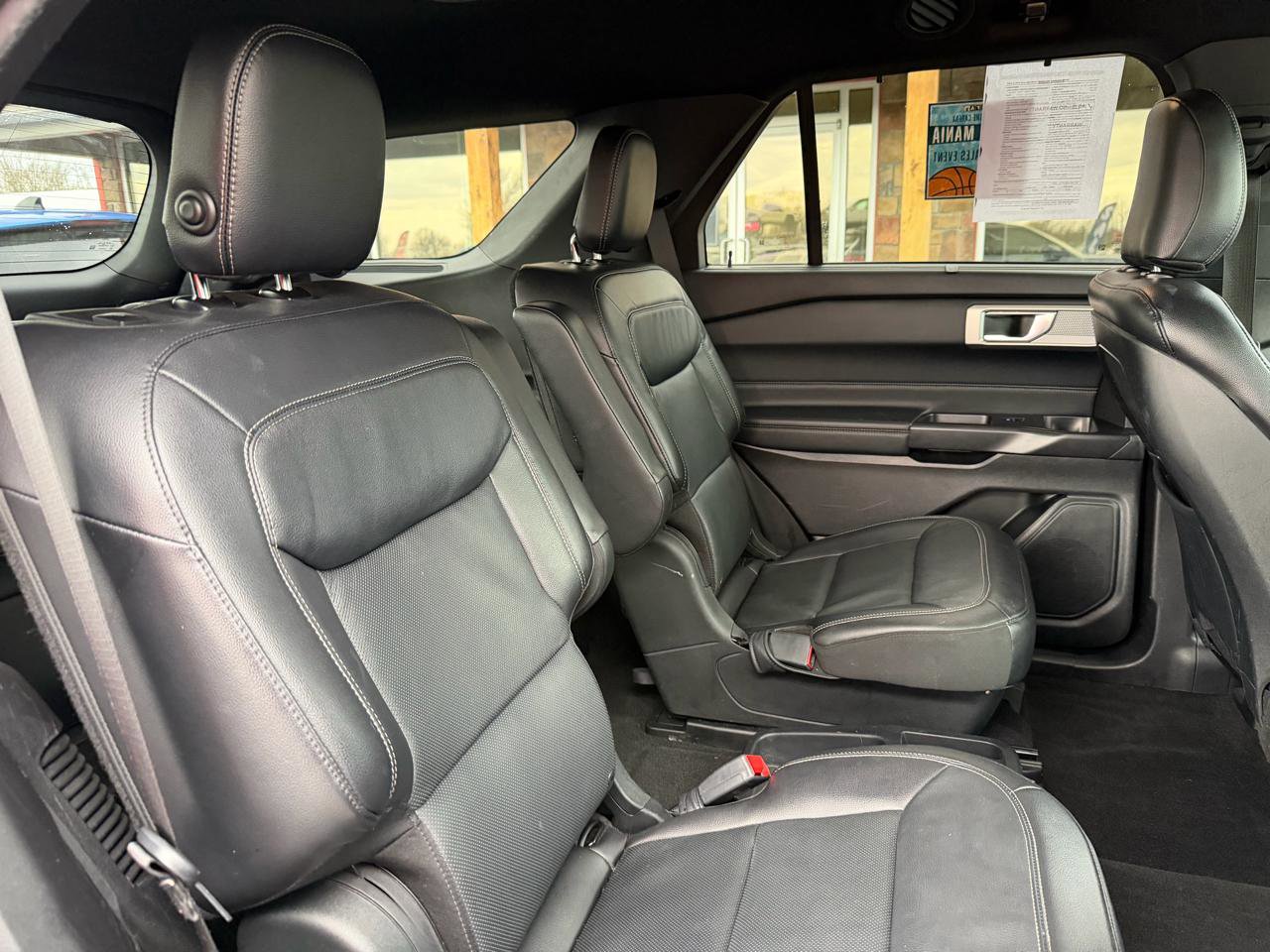 Used 2020 Ford Explorer Limited image 24