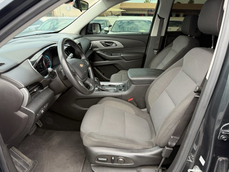 Used 2018 Chevrolet Traverse LT AWD/4WD image 16