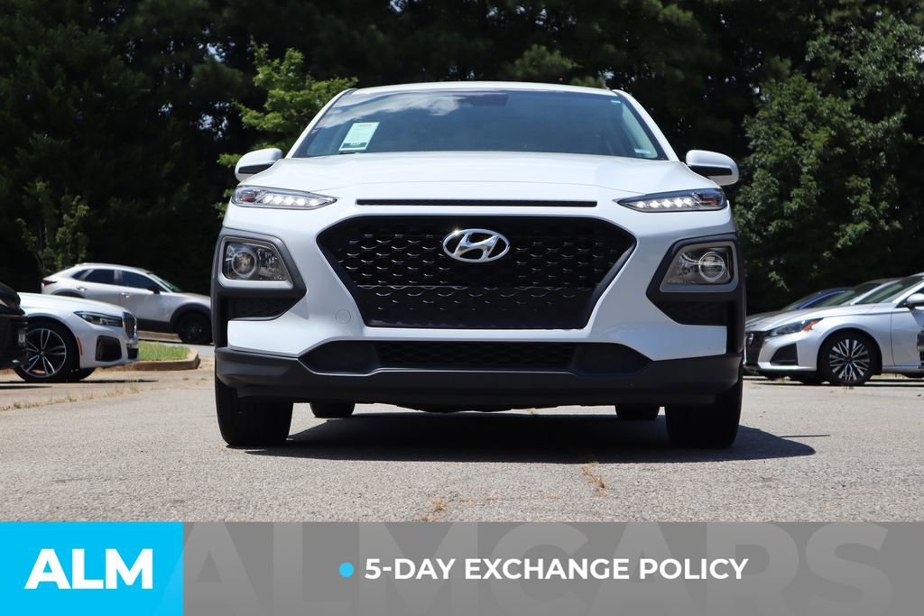 Used 2021 Hyundai Kona SE image 3