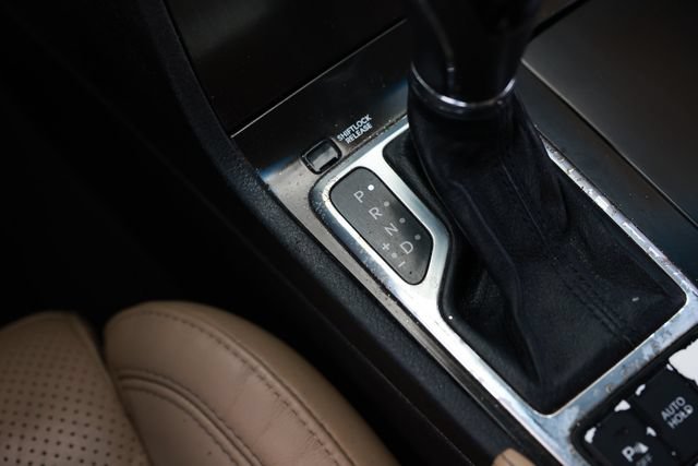 Used 2016 Hyundai Azera Limited FWD image 46