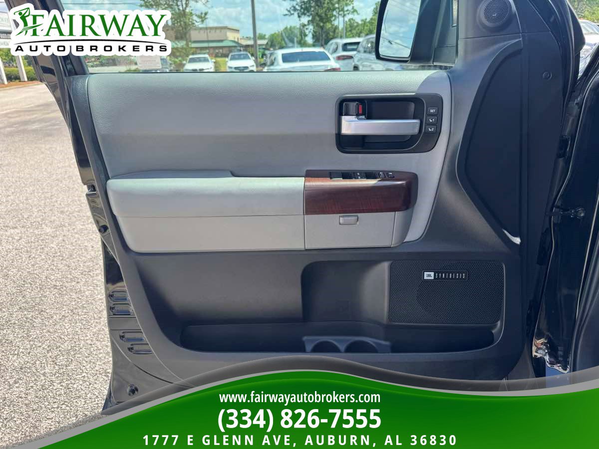 Used 2015 Toyota Sequoia Platinum AWD/4WD image 33