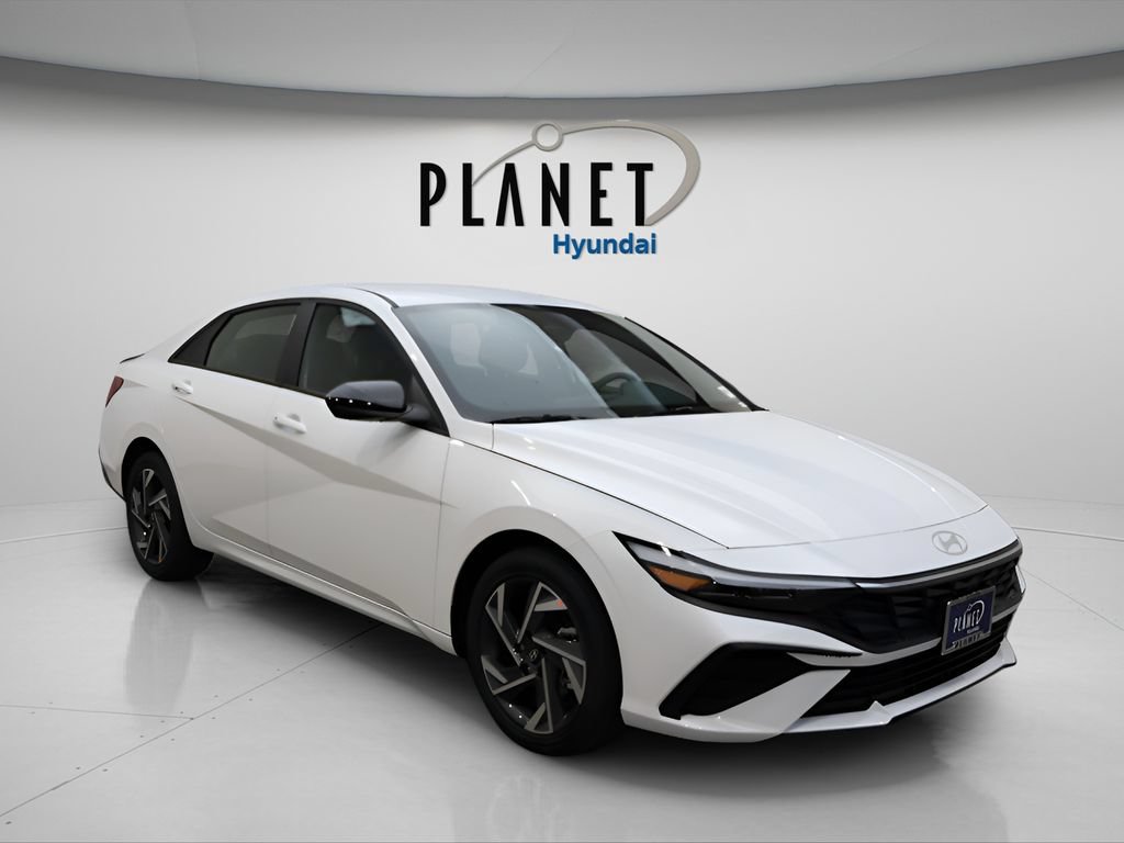 Certified 2025 Hyundai Elantra SEL w/ Cargo Package FWD video 1