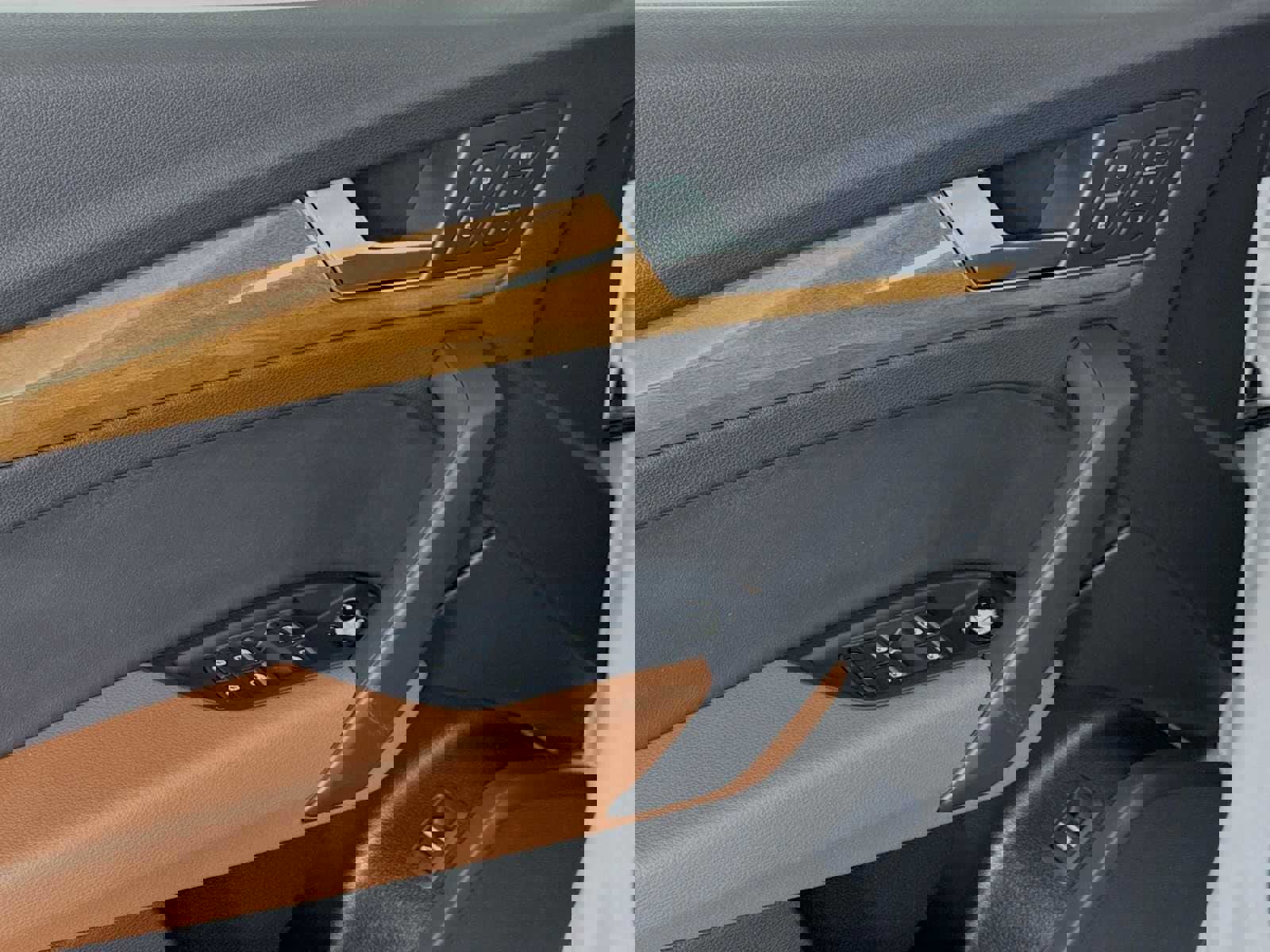 Used 2024 Audi Q5 2.0T Premium image 17