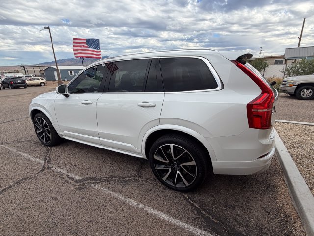 Used 2022 Volvo XC90 T6 Momentum w/ Climate Package AWD/4WD image 8