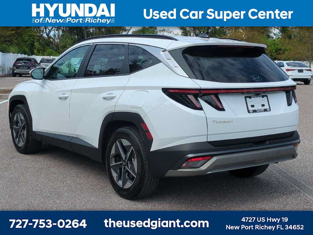 Certified 2025 Hyundai Tucson SEL FWD image 3